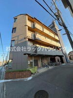 大阪府寝屋川市池田中町 4階建 築40年4ヶ月