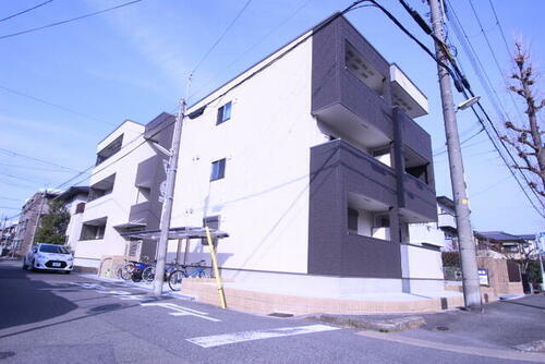 兵庫県尼崎市東園田町３丁目 築8年8ヶ月 3階建