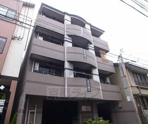 京都府京都市中京区黒門通三条下る下一文字町 築31年10ヶ月 4階建