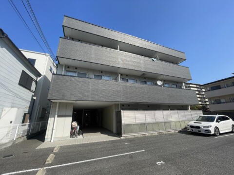 兵庫県西宮市上甲子園４丁目 賃貸マンション