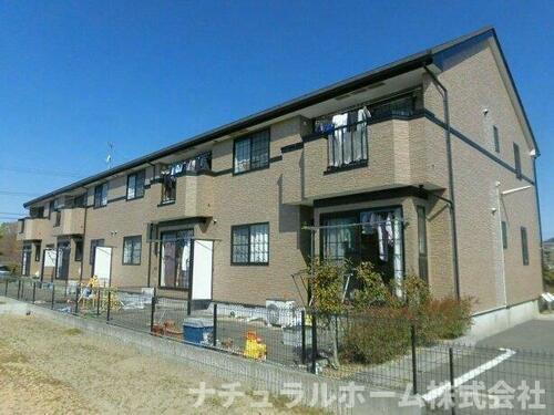 愛知県豊橋市西小鷹野２丁目 2階建