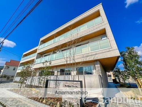 愛媛県松山市雄郡１丁目 賃貸マンション