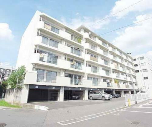 京都府京都市山科区西野山階町 5階建