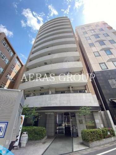 東京都目黒区青葉台３丁目 13階建