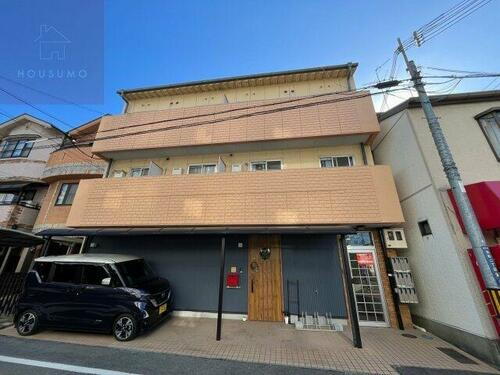 メゾン福田 3階建