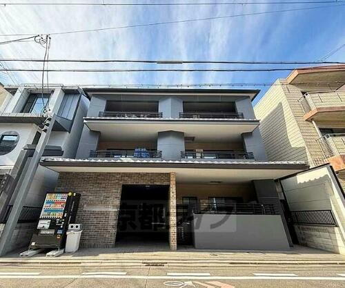 グランレブリー二条城東