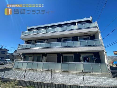 千葉県船橋市北本町２丁目 3階建