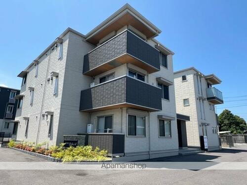 愛媛県新居浜市久保田町３丁目 賃貸アパート