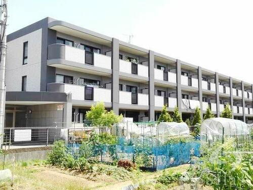 大阪府八尾市山城町４丁目 3階建 築19年5ヶ月
