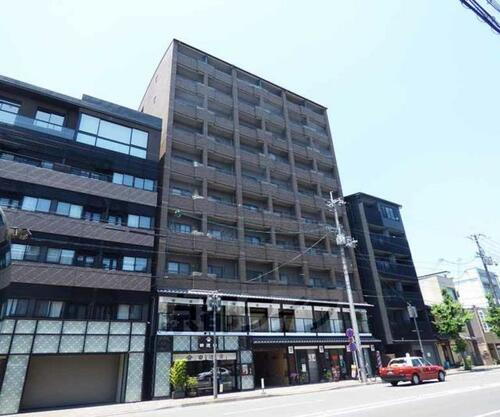 京都府京都市上京区青龍町 10階建