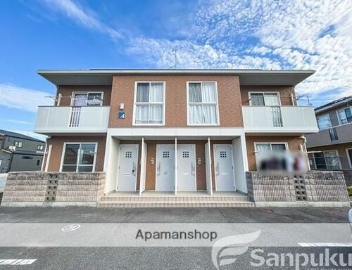 愛媛県伊予郡松前町大字浜 賃貸アパート