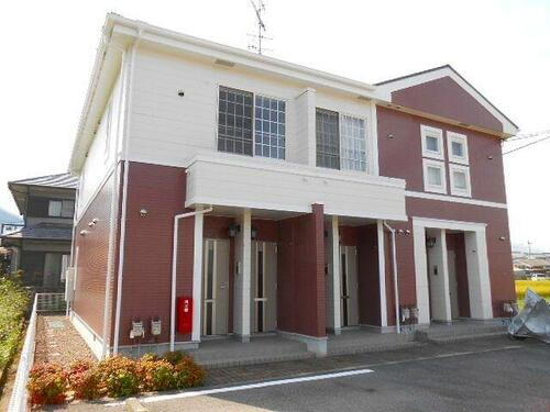 愛媛県新居浜市吉岡町 賃貸アパート