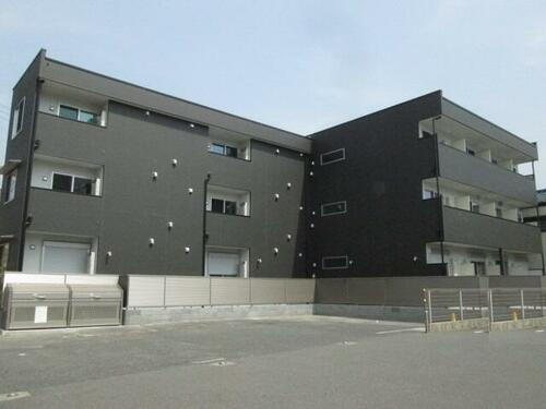 グランインフィニティ海神町 3階建