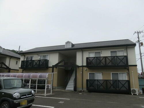 愛媛県新居浜市西の土居町２丁目 賃貸アパート