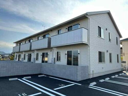 愛媛県新居浜市八幡１丁目 賃貸アパート