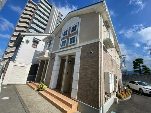 愛媛県新居浜市坂井町１丁目 賃貸アパート