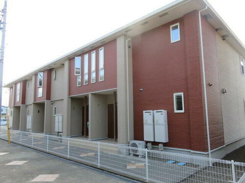 愛媛県新居浜市高田２丁目 賃貸アパート