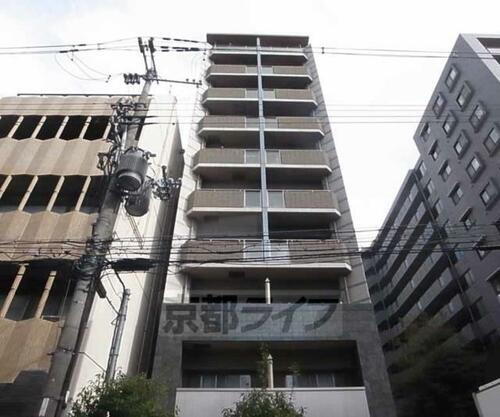 京都府京都市下京区新町通綾小路下る船鉾町 10階建