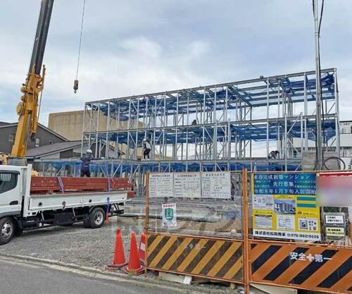 京都府京都市北区紫竹下芝本町 3階建 