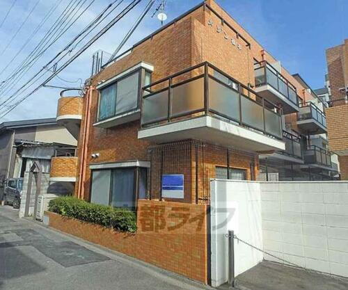 京都府京都市上京区六軒町通下長者町下る七番町 3階建