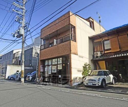 京都府京都市上京区森之木町 3階建