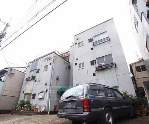 鴨戸ハイツ 3階建