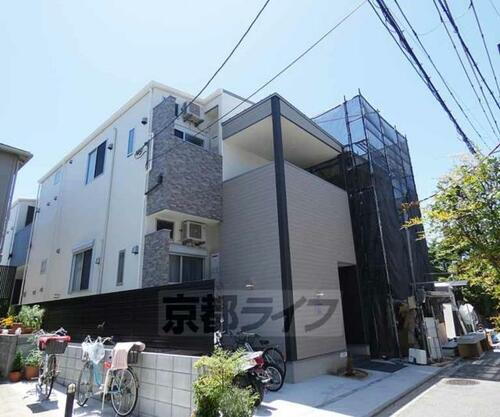 ハーモニーテラス淀下津町 2階建