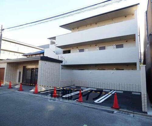 Ｈａｎａｎｏｋｉ　ＦＬＡＴ 3階建