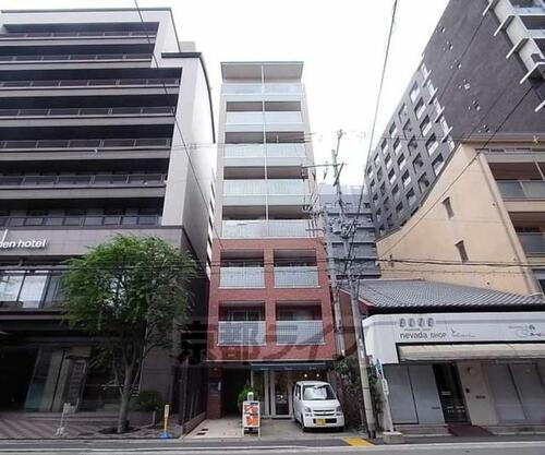 京都府京都市下京区西洞院通四条下る妙伝寺町 8階建 築21年7ヶ月