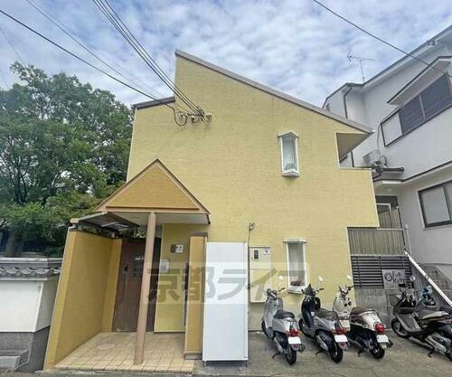 京都府京都市西京区樫原塚ノ本町 2階建