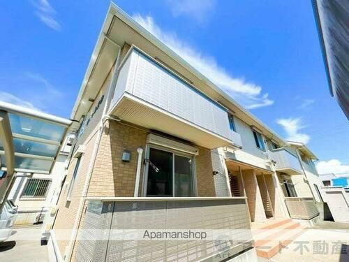 愛媛県松山市三津２丁目 賃貸アパート