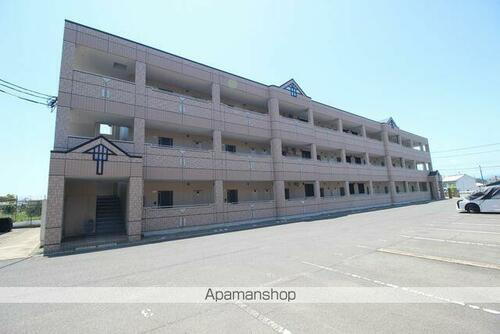 ルーエンビレッジＣ