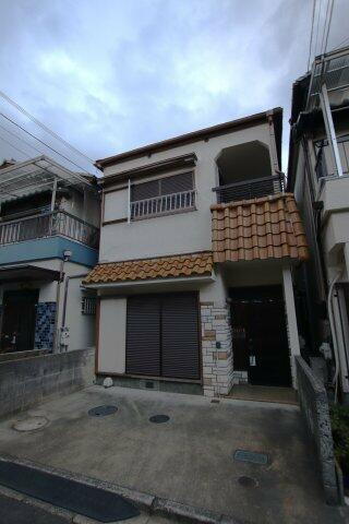 大阪府河内長野市寿町 2階建