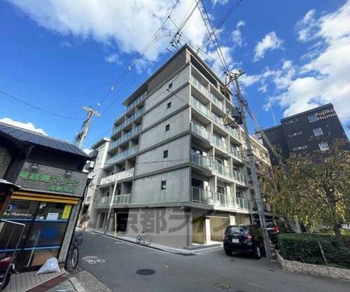 ザ・パークレジデンス京都駅前 7階建