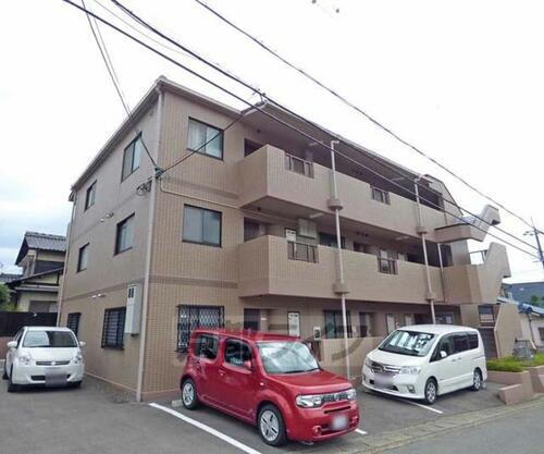 京都府京都市北区上賀茂東上之段町 3階建