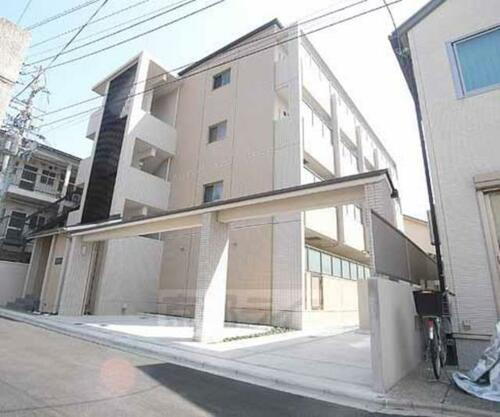 コンセールロワン 4階建