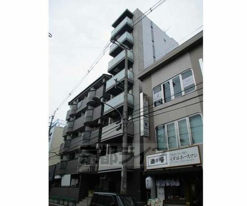 大阪府枚方市町楠葉１丁目 8階建
