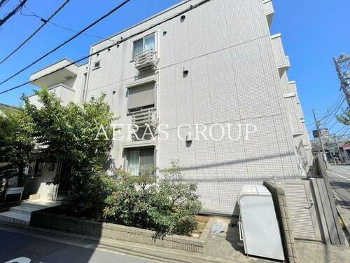 東京都世田谷区駒沢３丁目 3階建