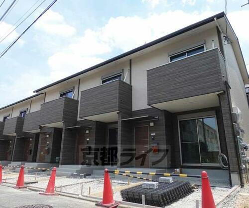 京都府京都市伏見区深草石橋町 2階建 