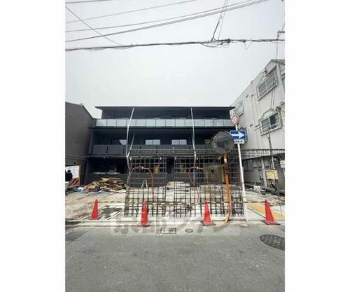 京都府京都市下京区新町通七条上る辰巳町 3階建 築1年未満