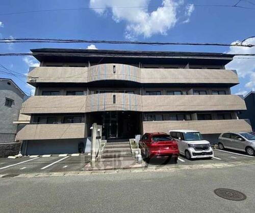 京都府京都市右京区梅津堤上町 3階建 築33年6ヶ月