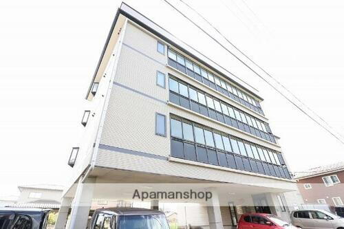 富山県高岡市上関町 賃貸マンション
