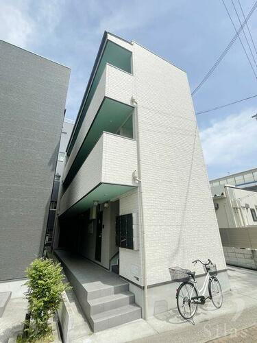 兵庫県神戸市長田区苅藻通１丁目 3階建