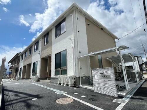 兵庫県宝塚市山本南１丁目 築1年未満 2階建