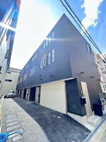 Le Ciel Garage House