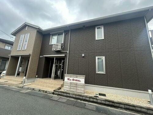 兵庫県姫路市広畑区小坂 2階建 築4年8ヶ月