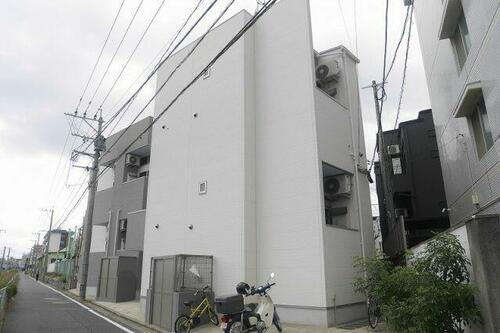 メゾンドバロン 2階建