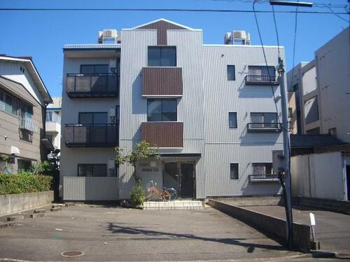 コーポ満月 3階建