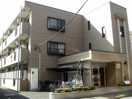 ソレイユ 3階建