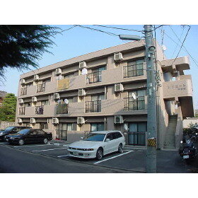 宮城県仙台市若林区新弓ノ町 3階建